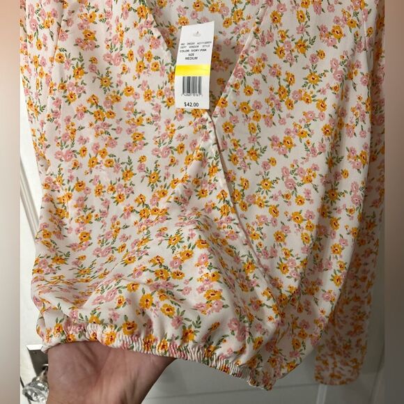 Sadie & Sage Floral V-Neck Blouse - Pink and Yellow - Picture 3 of 5